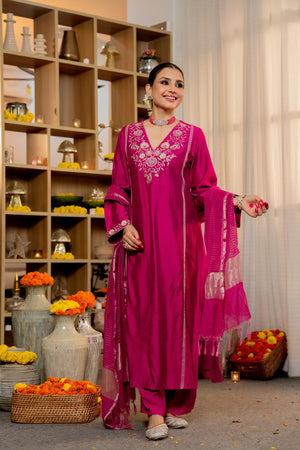 Gulabi Gul Suit Set