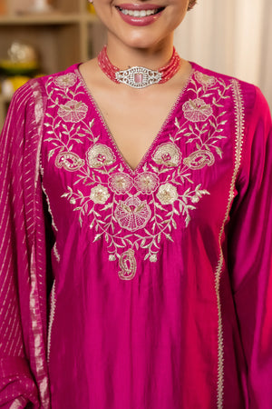 Gulabi Gul Suit Set