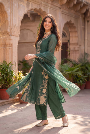 Royal Heirloom Suit Set