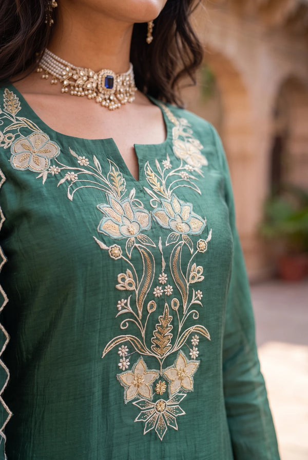 Royal Heirloom Suit Set