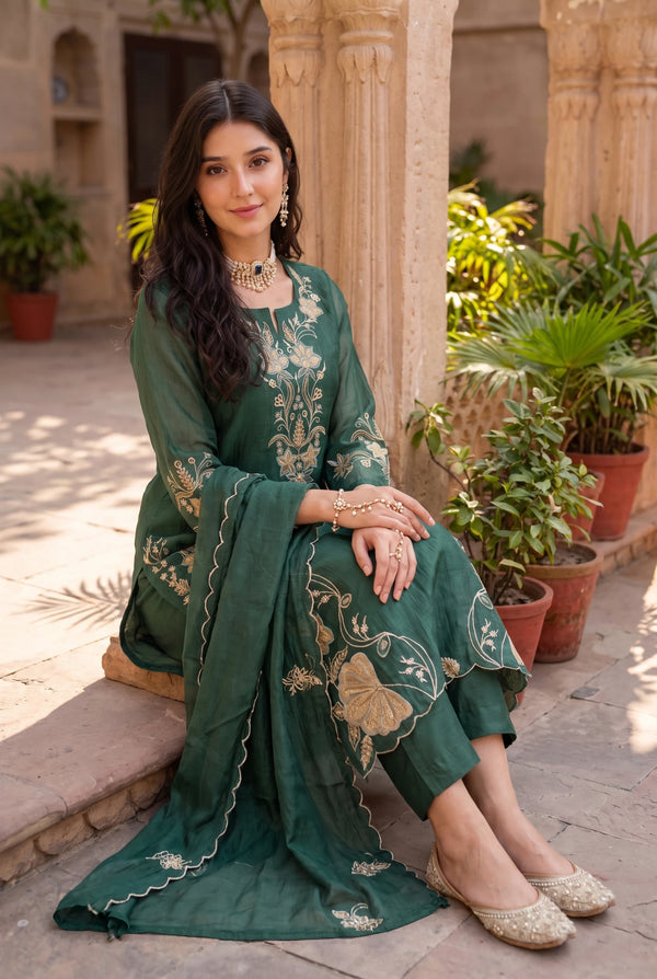 Royal Heirloom Suit Set