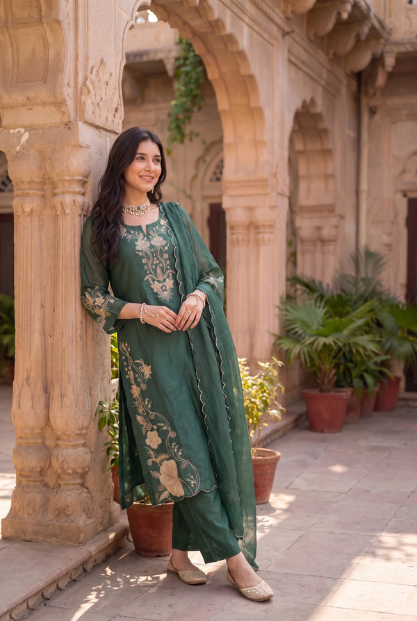 Royal Heirloom Suit Set