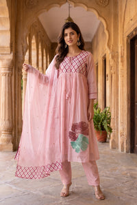 Gulabi Noor Set
