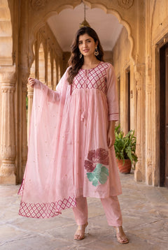 Gulabi Noor Set