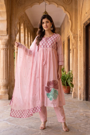 Gulabi Noor Set