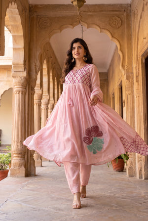 Gulabi Noor Set