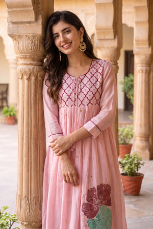 Gulabi Noor Set