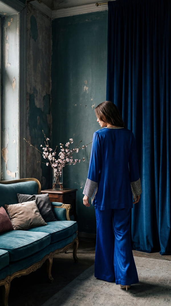 Blue Heirloom Silk Set